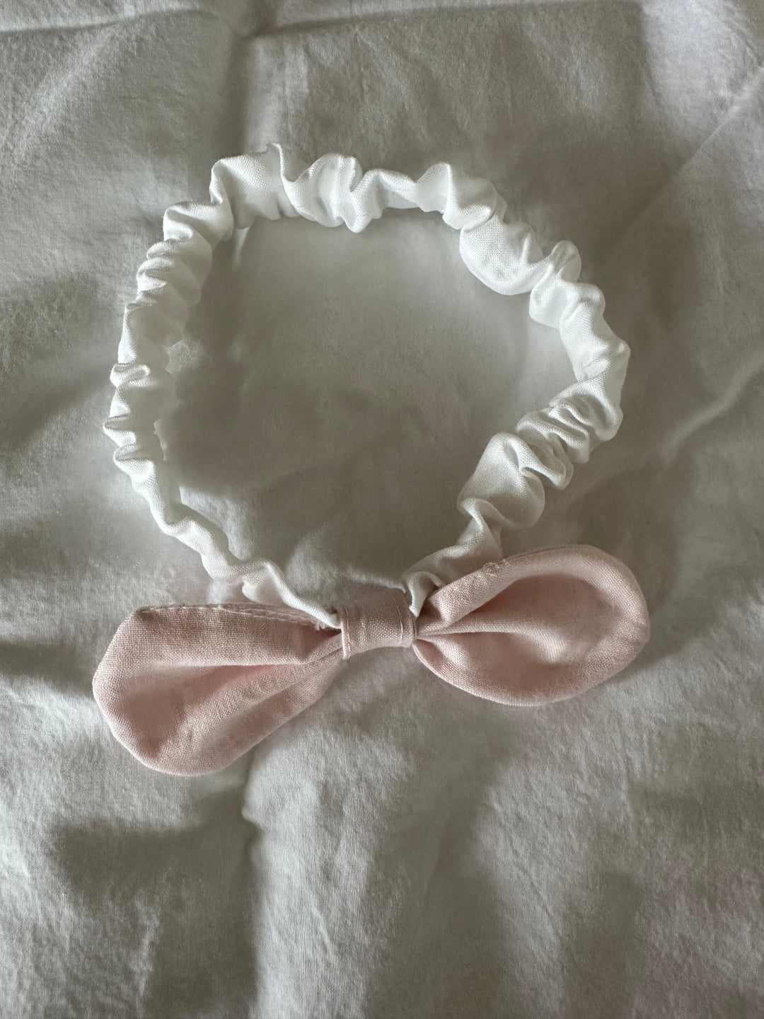 Heirloom newborn bow headband handmade in Alabama — view 3