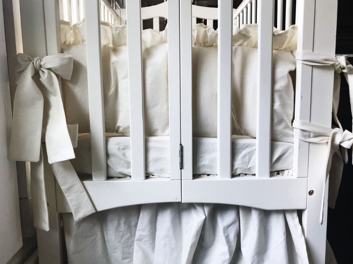 Porcelain | Ruffled Mini Crib Liners