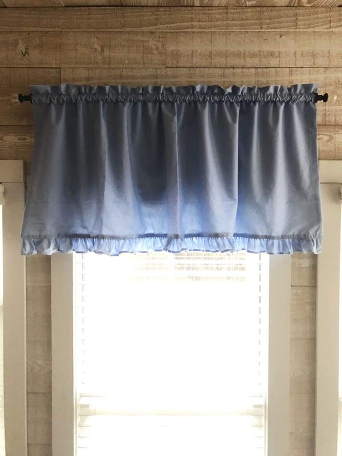 Ruffled valance in washed cotton