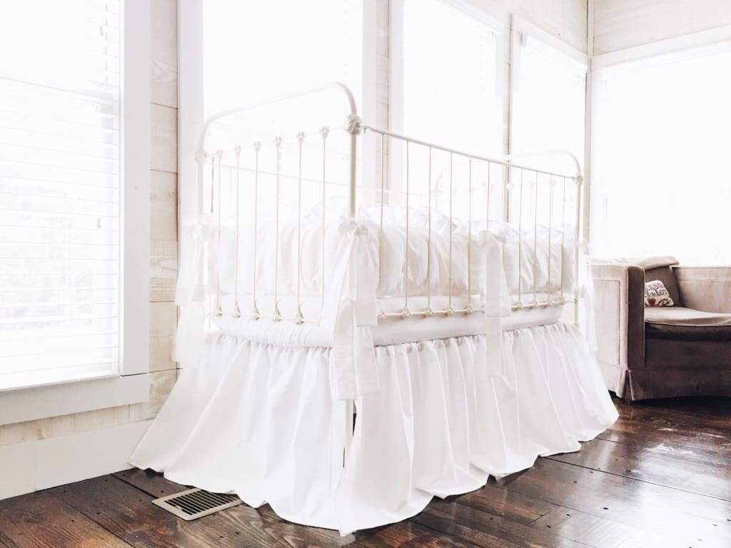 White | Farmhouse Crib Bedding Set