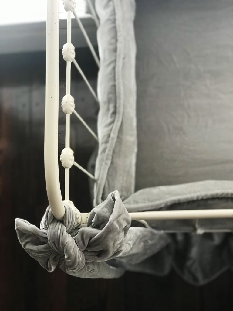 Silver Grey | 100% Silk Velvet Luxury Crib Bedding Ensemble