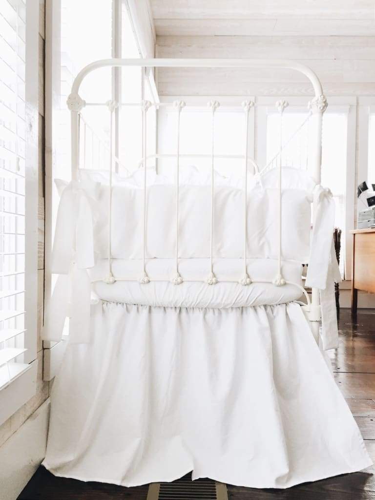 White | Farmhouse Crib Bedding Set
