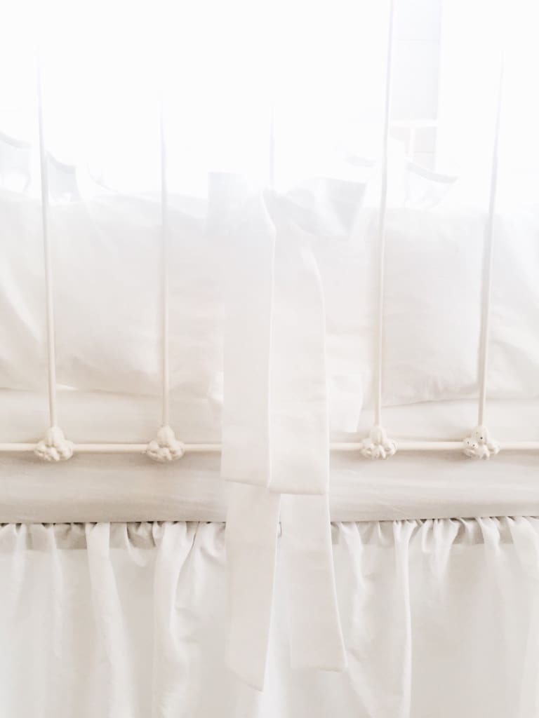 White | Farmhouse Ruffled Crib Liners