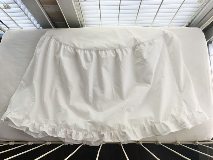 White | Round Ruffled Crib Skirt